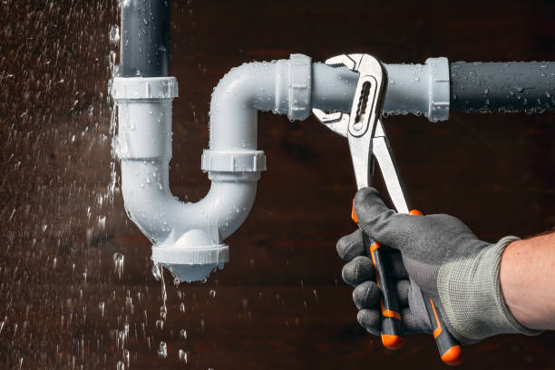 Professional Leak Detection technician working in Grove City, OH
